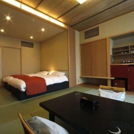 Tsukino Sumika Atami Juraku Hotel Exterior foto