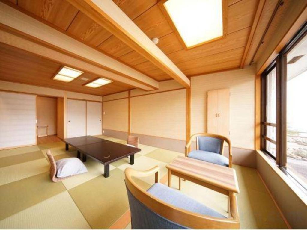 Tsukino Sumika Atami Juraku Hotel Exterior foto