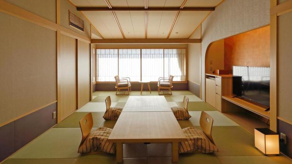 Tsukino Sumika Atami Juraku Hotel Exterior foto